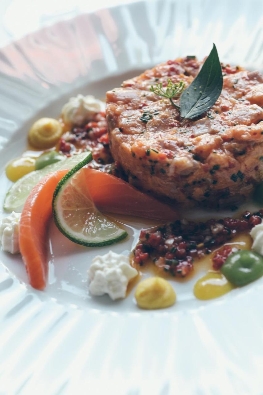 Hôtel Arcé Saint-Etienne-de-Baigorry Ngoại thất bức ảnh