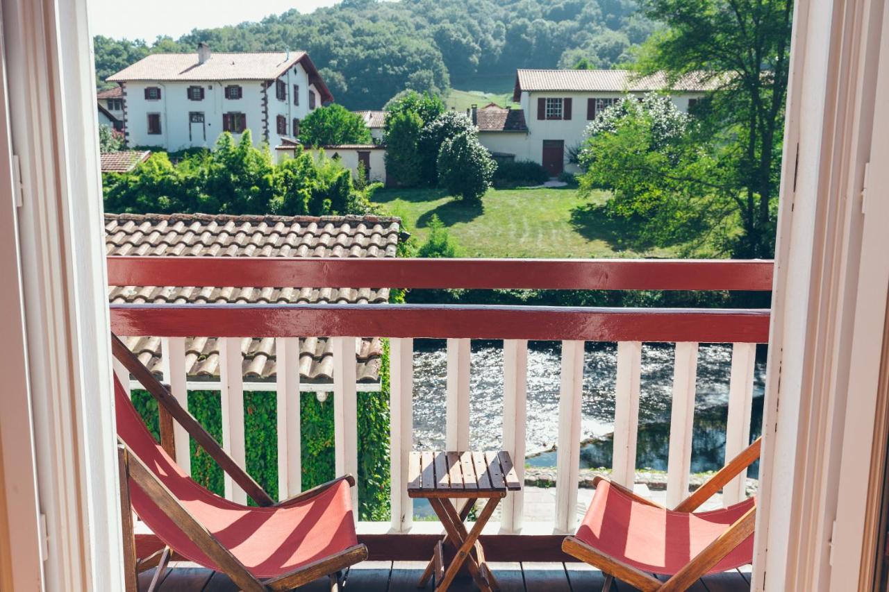 Hôtel Arcé Saint-Etienne-de-Baigorry Ngoại thất bức ảnh