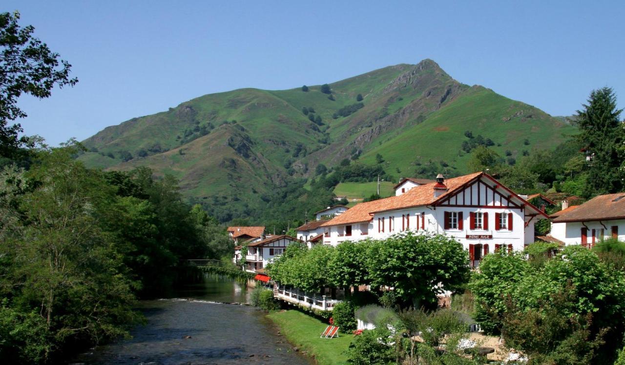 Hôtel Arcé Saint-Etienne-de-Baigorry Ngoại thất bức ảnh